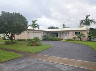 4711 Madison St, Hollywood, FL 33021