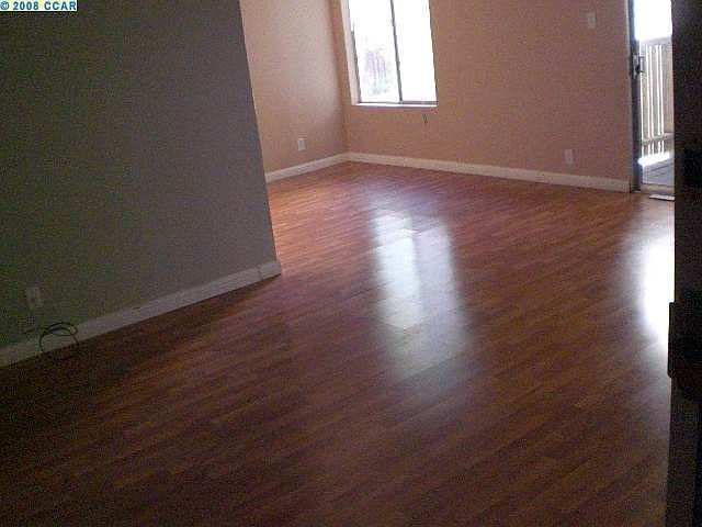 2nd image of 2708 Oak Rd APT 48