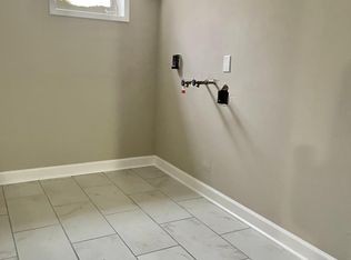 916 2nd St, Bristol, VA 24201