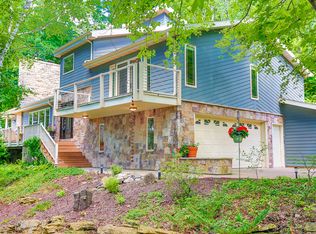 W5096 Boma Rd, La Crosse, WI 54601