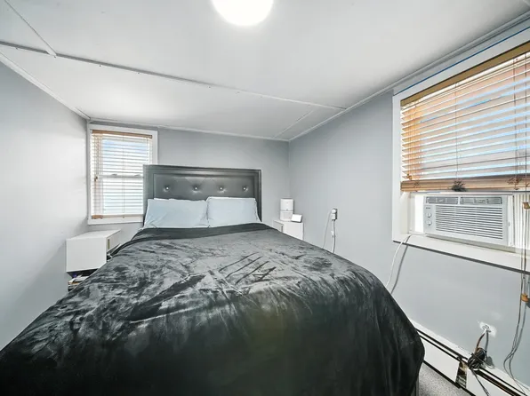 3 Coleman St, Pt Jervis, NY 12771