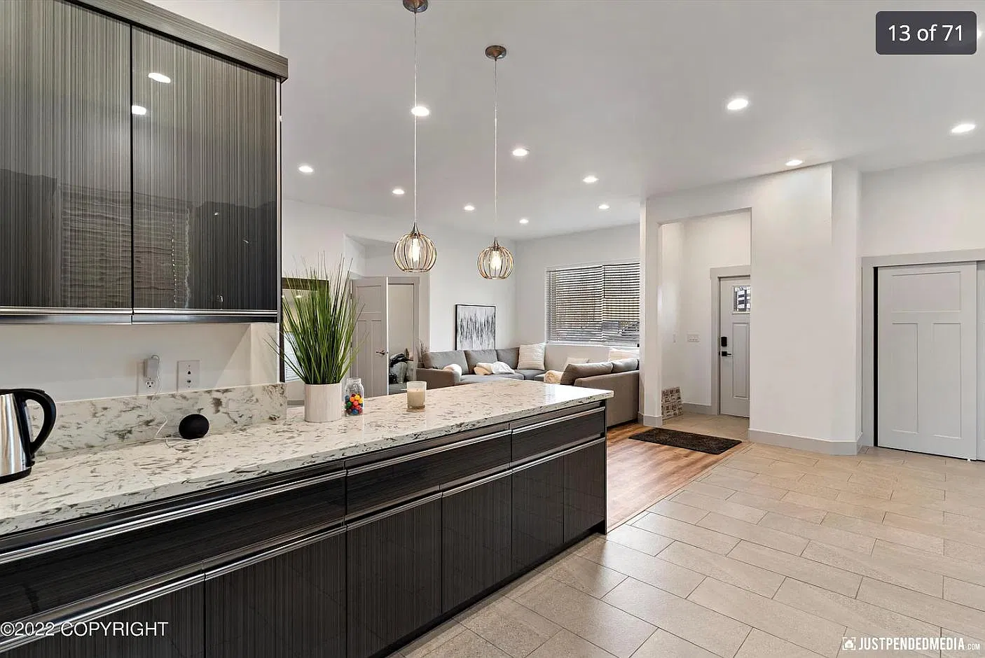 3 bed, 1200 sqft, $2,150 — Photo 1