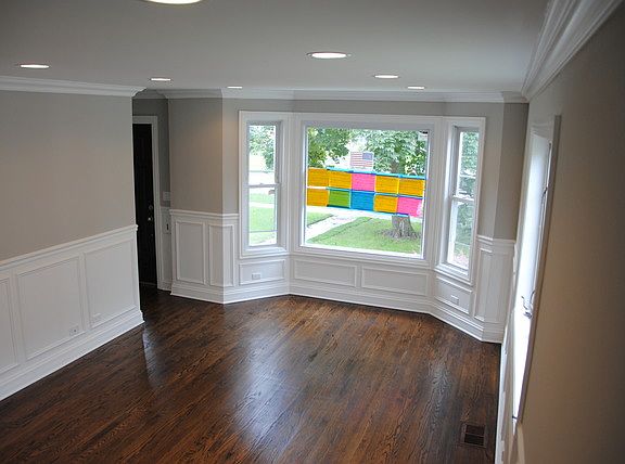4th image of 3039 N 77th Ave