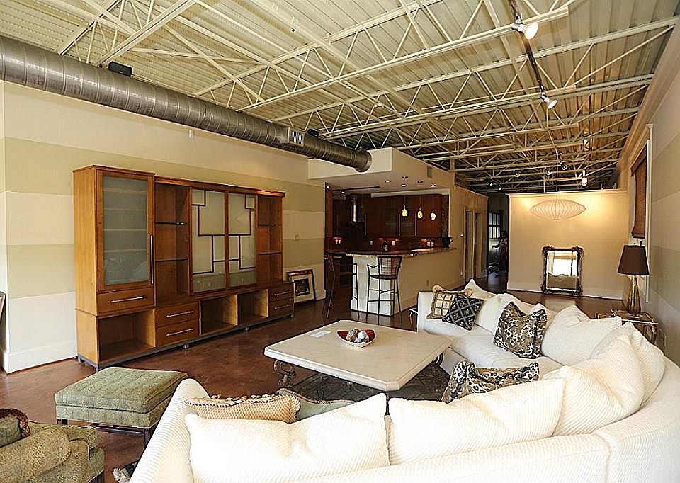 1st image of 1722 Washington Ave #1722D