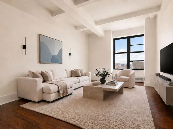 250 Mercer St APT B1502, New York, NY 10012