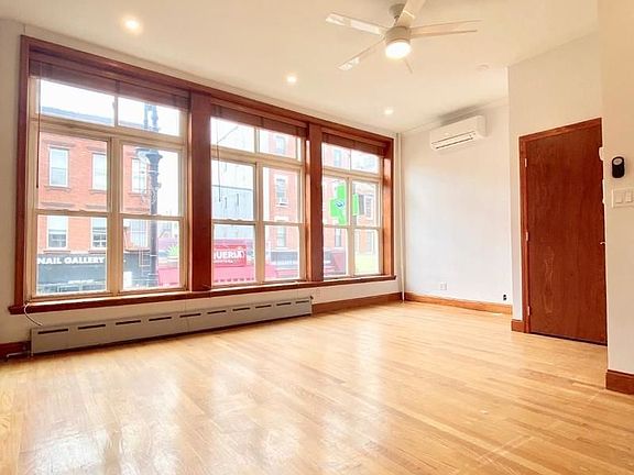 2nd image of 669 Manhattan Ave APT 1