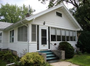 230 Madison Ave, Omro, WI 54963