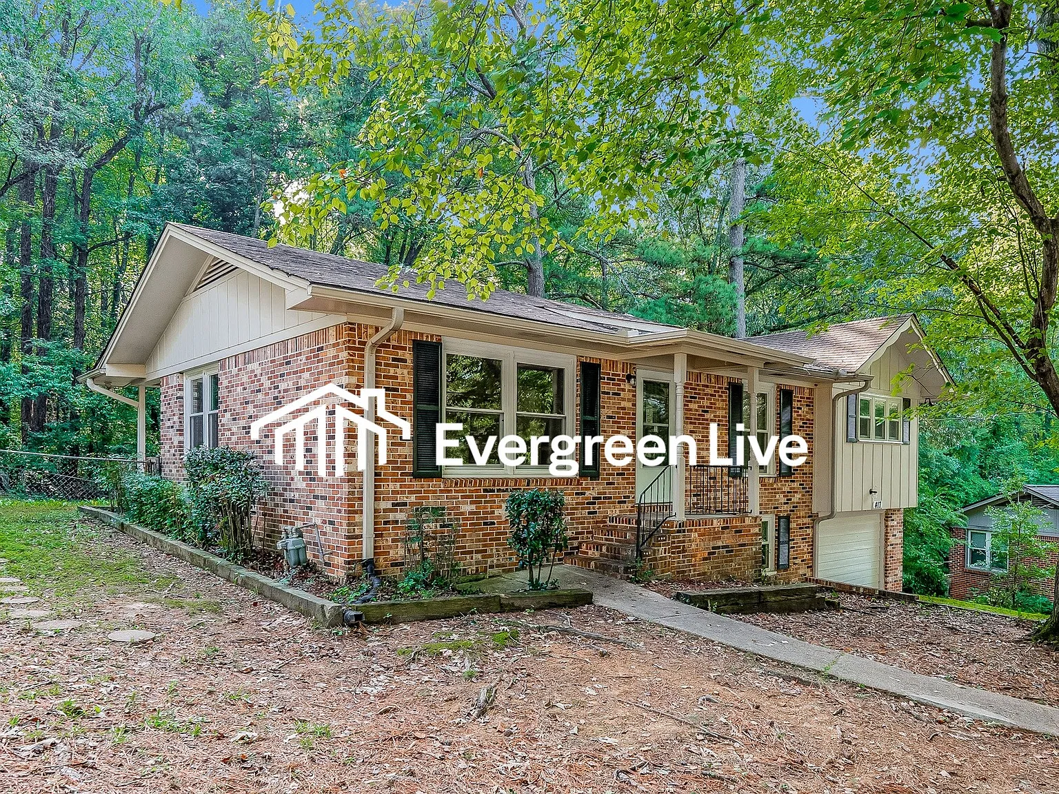 3 bed, 1.0 bath, 1340 sqft, $1,245 — Photo 4