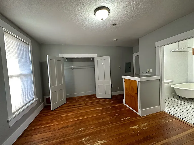 Taylor Place Property — Photo 6
