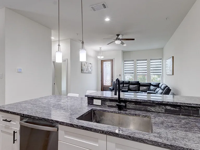 6043 Rivendell Dr — Photo 8