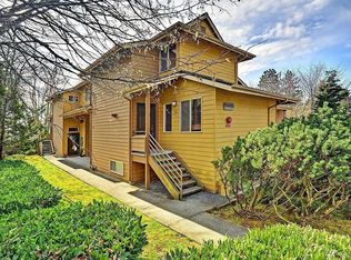 14110 NE 179th St APT 67, Woodinville, WA 98072