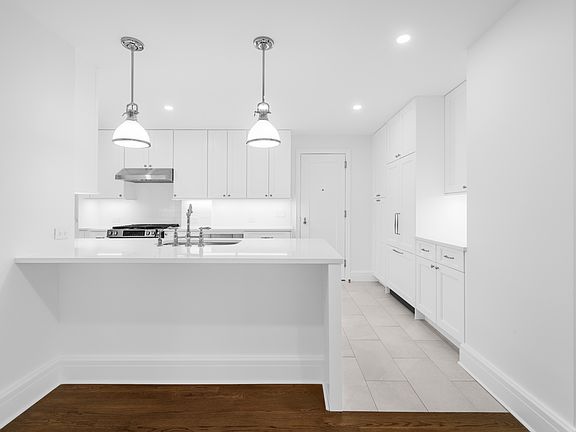 4th image of 27 W 86th St #9-A