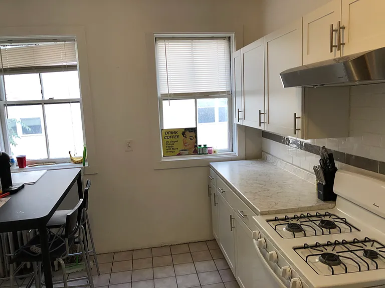 41 Cunard St #2 — Photo 9