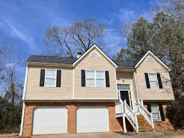 8140 Sterling Lakes Ct, Covington, GA 30014