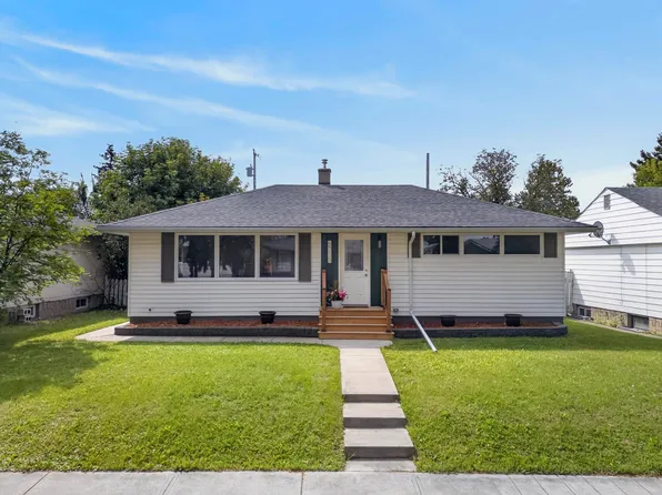 8715 64th Ave NW, Edmonton, AB T6E 0H4