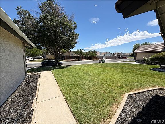 4th image of 44937 Gloriosa Ln