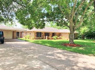 2485 Ryan Dr #832, Alvin, TX 77511