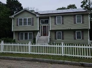 12 S Olney St, Johnston, RI 02919