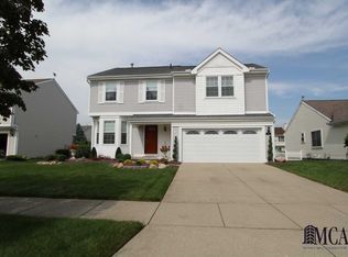 480 Waterbury Ct #204, Belleville, MI