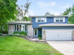 1539 Woodcliff Dr SE, East Grand Rapids, MI