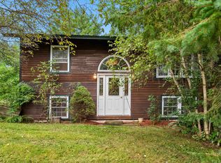9 Spring Hollow Ln, Barre, VT 05641