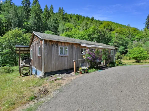 700 Upper Smith River Rd, Drain, OR 97435