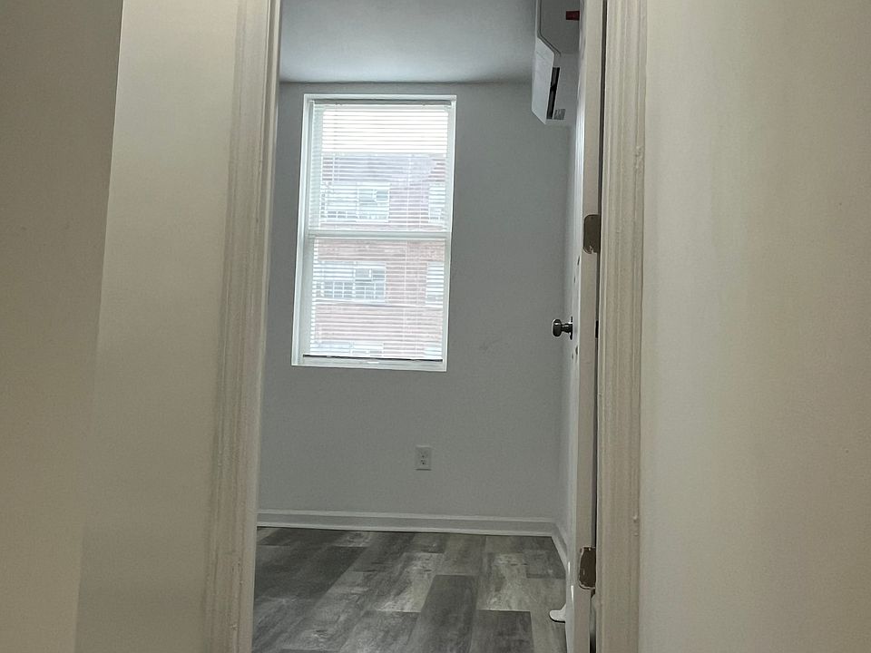 1st image of 1227 W William St #1229