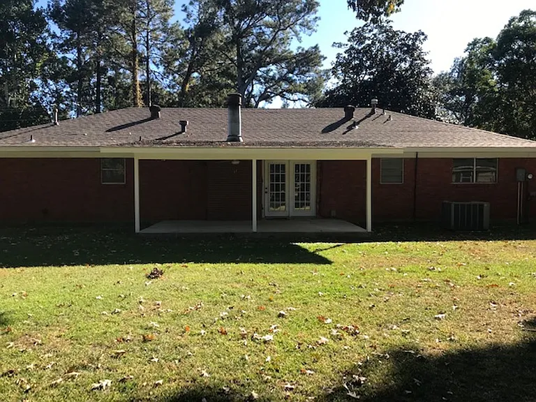 2504 Kenmore St — Photo 21