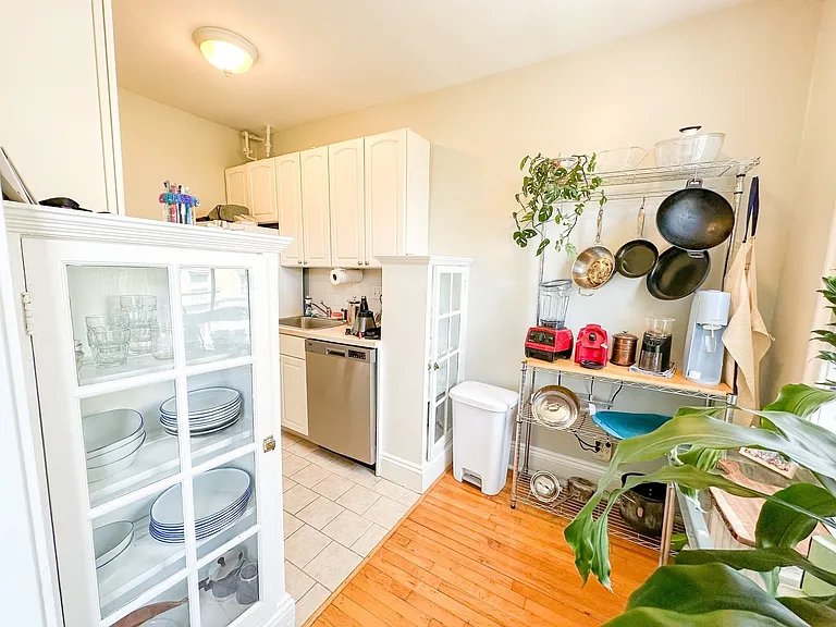 856 Massachusetts Ave #8 — Photo 2