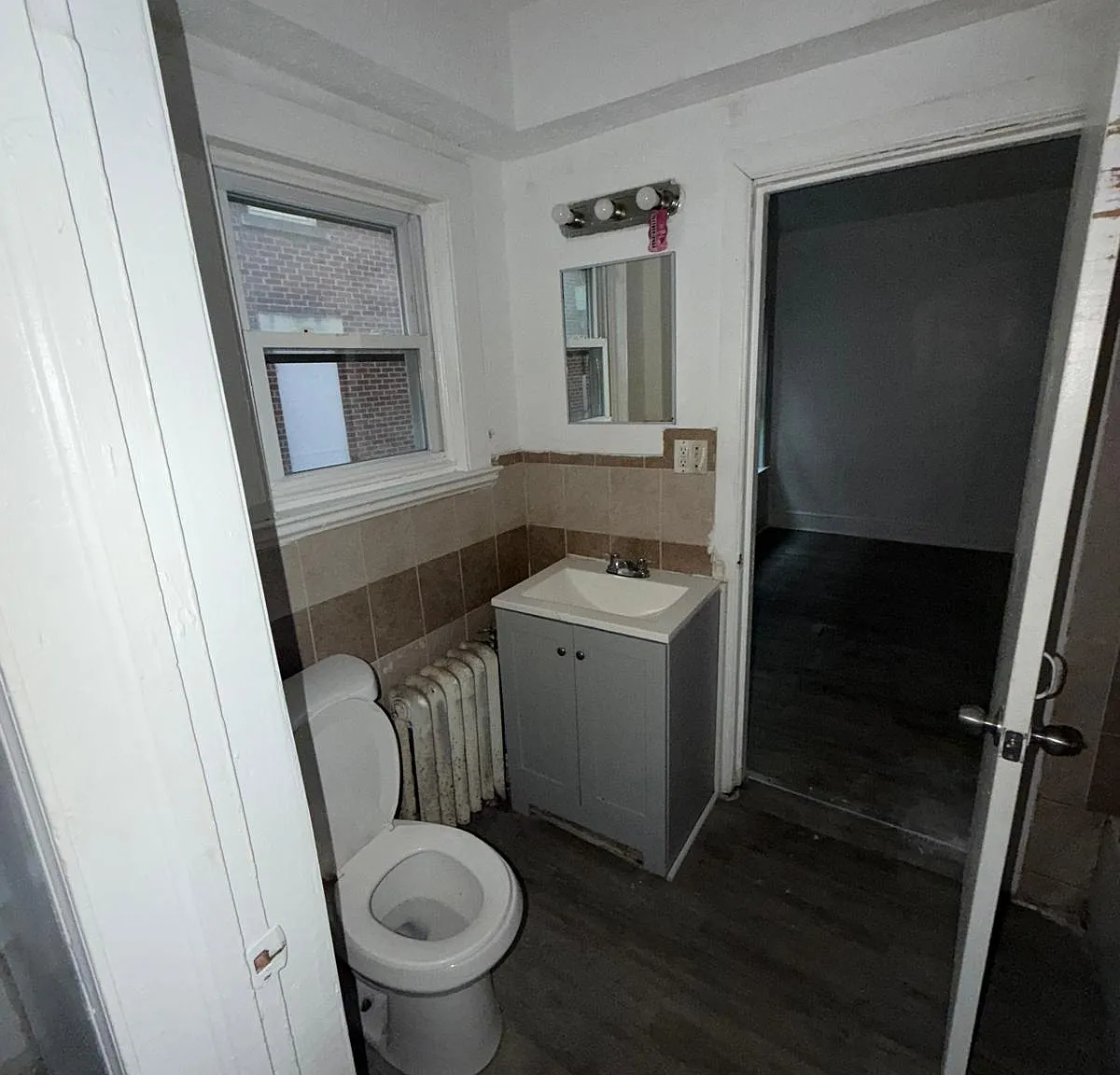 1 bed, 850 sqft, $1,100 — Photo 3