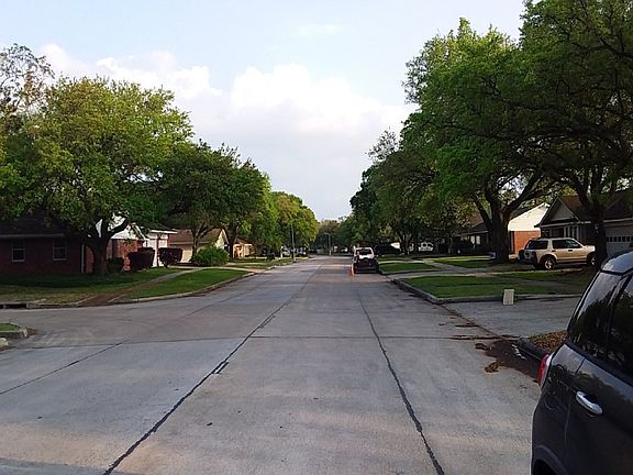 5th image of 3310 Valley Brook Dr