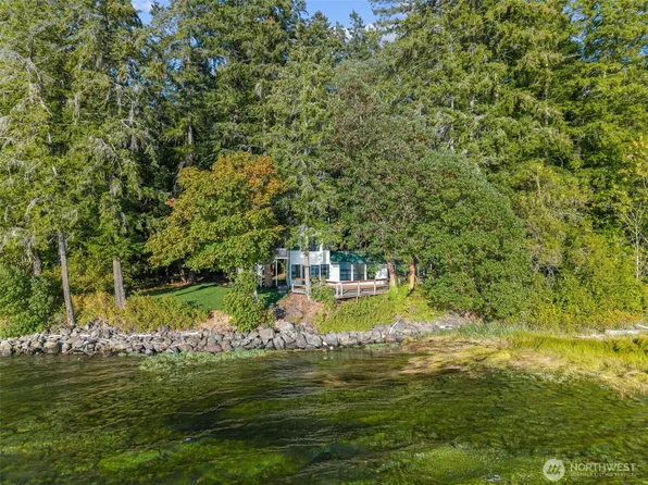 3230 E State Route 302, Belfair, WA 98528