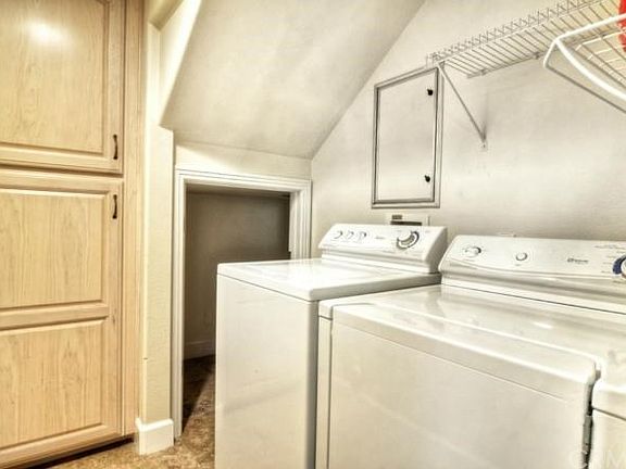 5th image of 2072 Hidden Valley Canyon Rd