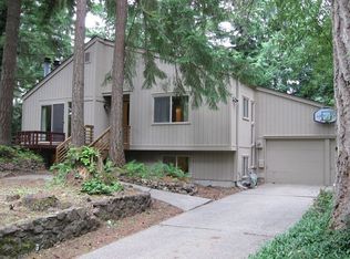 2091 Lakemoor Dr SW, Olympia, WA 98512