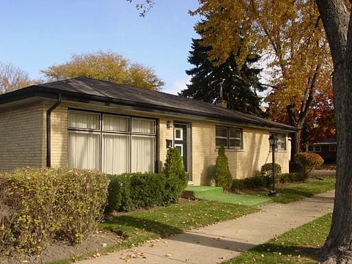 1st image of 8500 N Monticello Ave