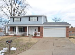 3412 Bryn Mawr Dr, Saint Charles, MO 63301