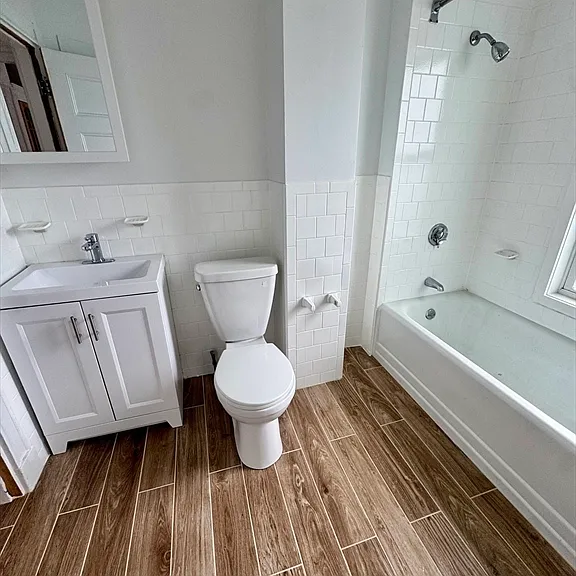 145 Lagrange St #2 — Photo 18