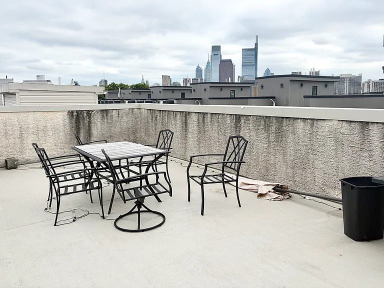 1844 Vineyard St #2F — Photo 9