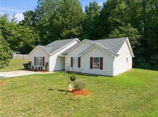 607 Whistling Swan Dr, Greensboro, NC 27455