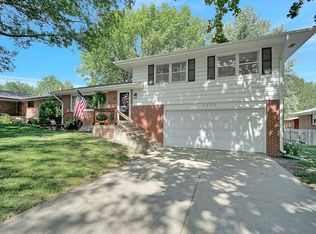 7400 Englewood Dr, Lincoln, NE 68510