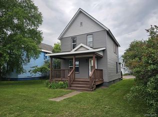 104 Sterling St, Negaunee, MI 49866