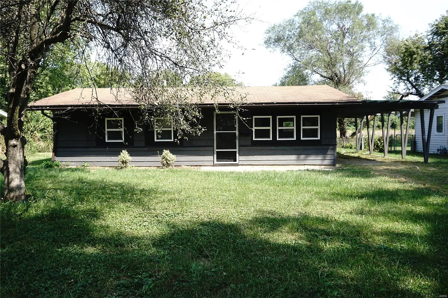 28 E Adams Dr photo 1