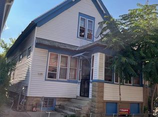 1431 N 24th Pl, Milwaukee, WI