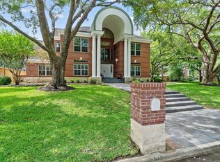 511 Pine Edge Dr, Spring, TX 77380