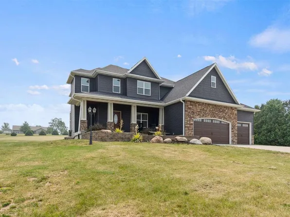 1140 Oriole Dr, Kalona, IA 52247