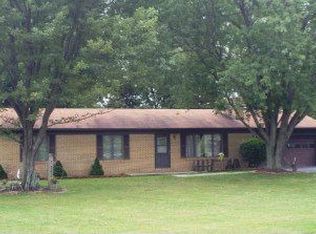 10506 Chestnut Rd, Hillsboro, OH 45133