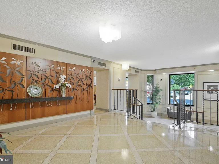 5904 Mount Eagle Dr #1609 — Photo 20
