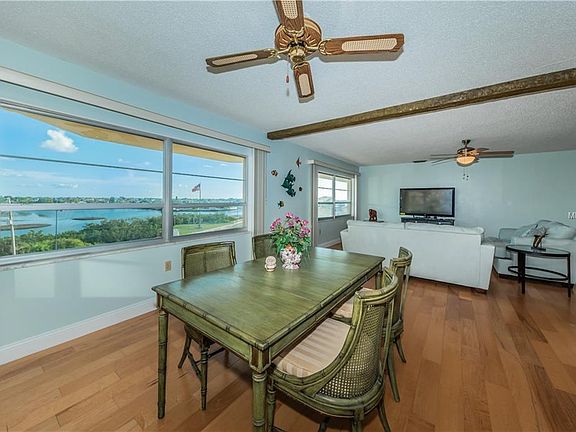 4th image of 100 Bluff View Dr APT 415C