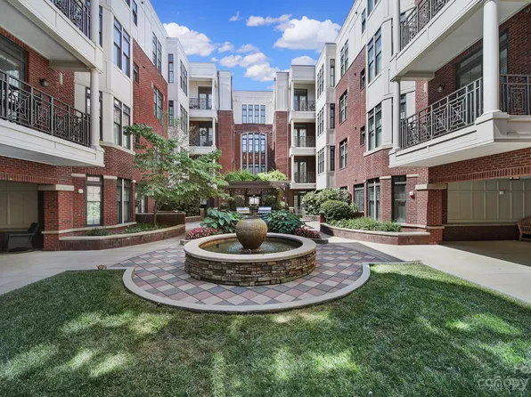 2810 Selwyn Ave, Charlotte, NC 28209
