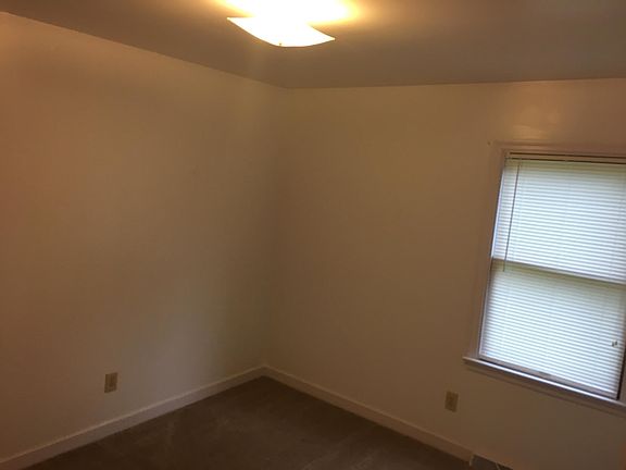 5th image of 7115 Claybird Ln